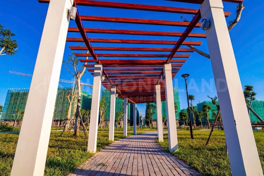Lối dạo giàn hoa